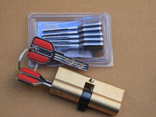 梅州市24小时上门开锁公司